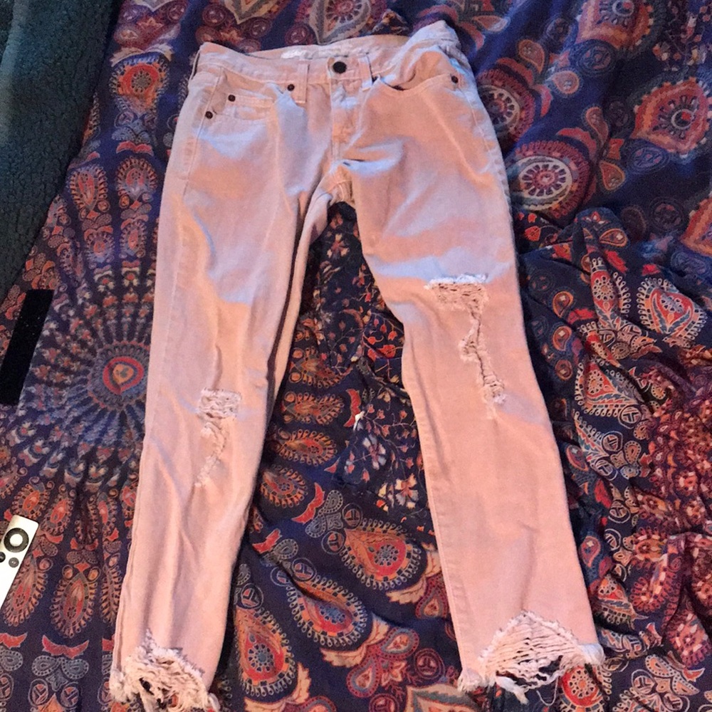 Distressed boyfriend crop